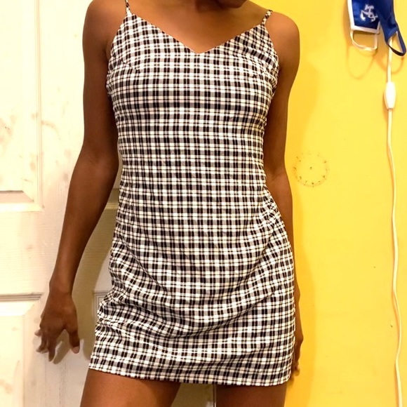 Black & White Checkered/Tartan/Plaid Spaghetti Strap bow tie Dress(Forever 21) - Picture 5 of 9